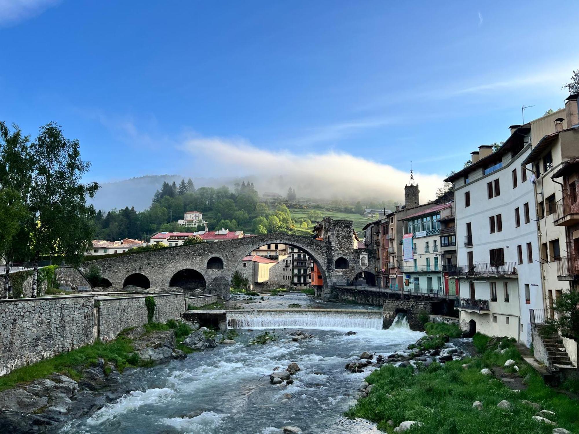 Apartamento Colgante Al Rio Con Vistas Al Puente Camprodon Exterior photo