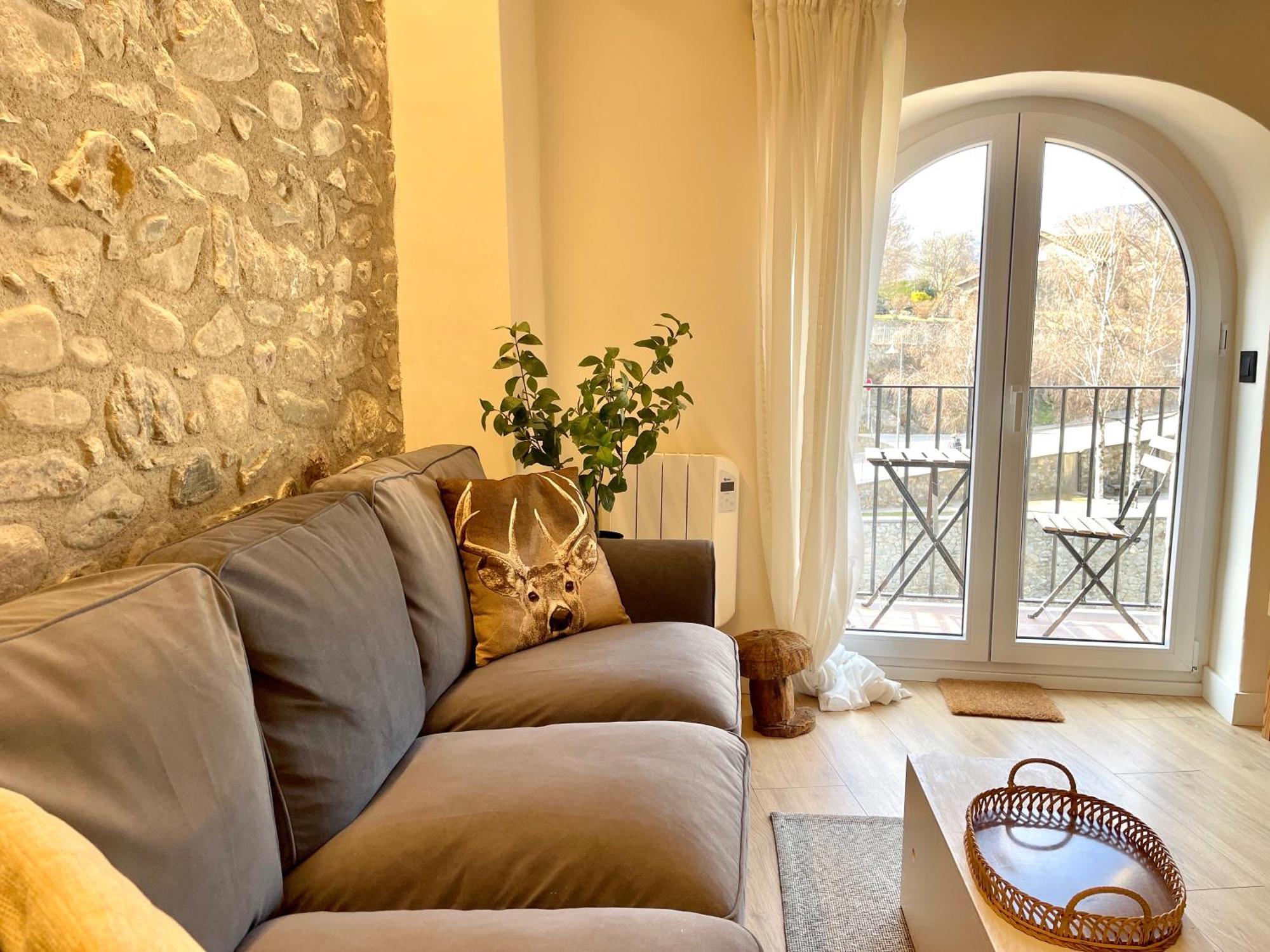 Apartamento Colgante Al Rio Con Vistas Al Puente Camprodon Exterior photo